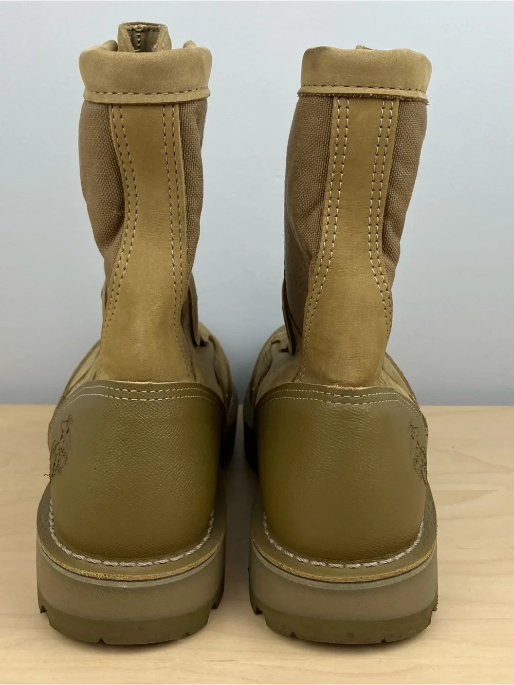 Danner Men’s Size 11.0 R USMC RAT HOT Coyote Combat Military Boots Soft Toe
